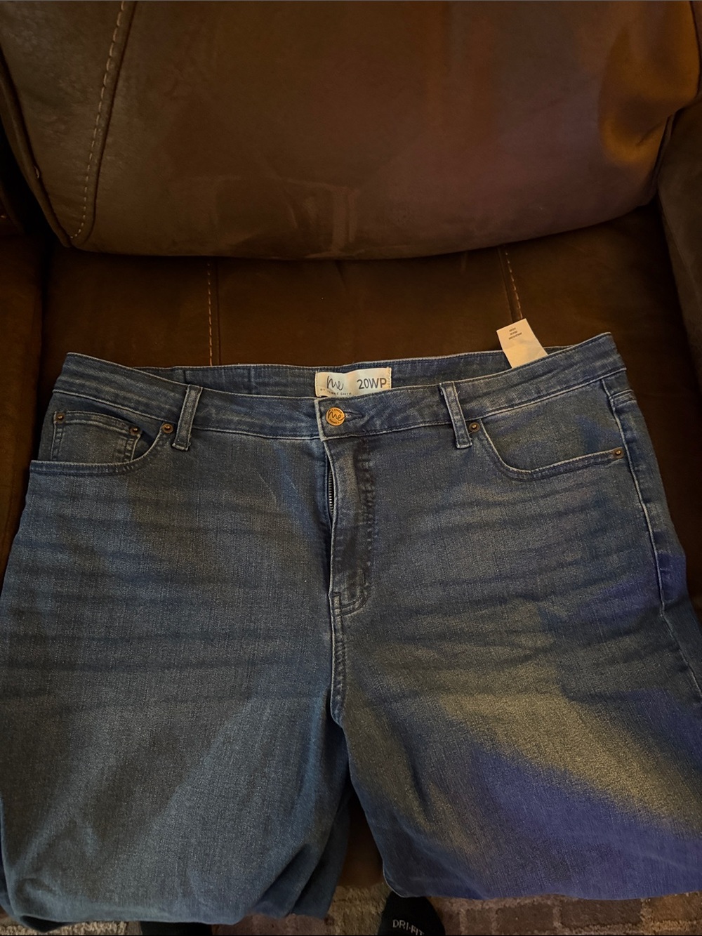 Classic Blue Womens Jeans - 20W Brand Me cropped wide leg  5pockets frayed edge